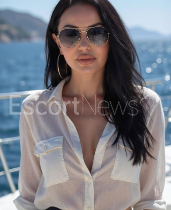 Photo escort girl Elite Emily: the best escort service