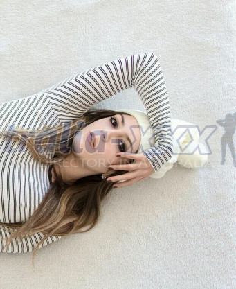 Photo escort girl Sandy Testina: the best escort service