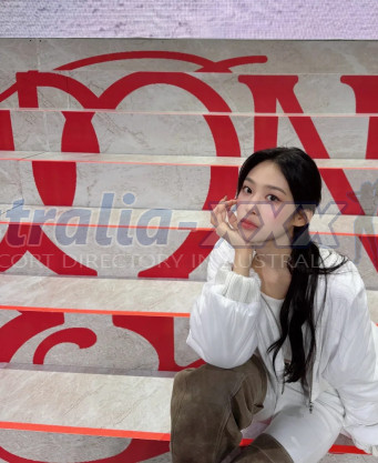 Photo escort girl Sandy Testina: the best escort service