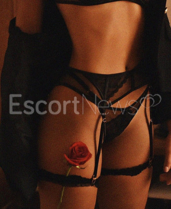 Photo escort girl DIANNE: the best escort service
