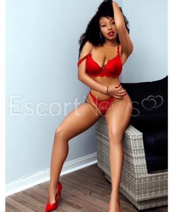Photo escort girl Redchoco: the best escort service