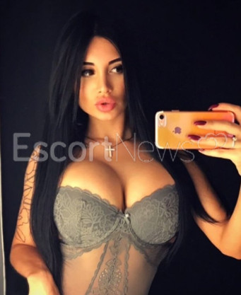 Photo escort girl Alena: the best escort service