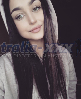 Photo escort girl JULIA : the best escort service