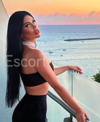 Photo escort girl Lia: the best escort service