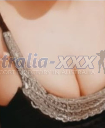 Photo escort girl Amal: the best escort service