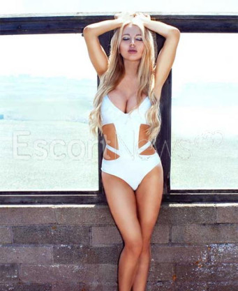 Photo escort girl Scarlett: the best escort service
