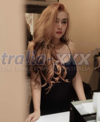 Photo escort girl FARAH: the best escort service