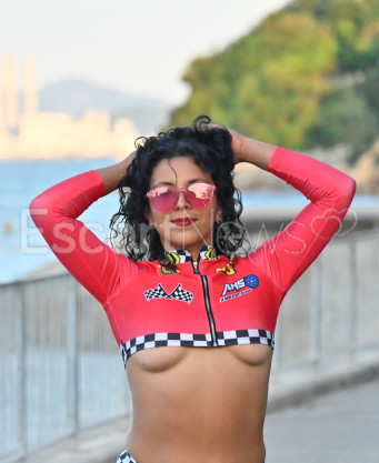 Photo escort girl Lola : the best escort service