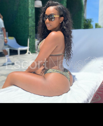 Photo escort girl SADRINE: the best escort service