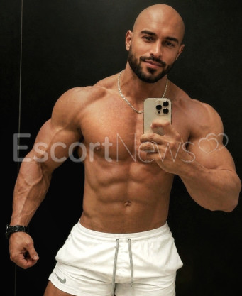 Photo escort girl Marco Leon: the best escort service