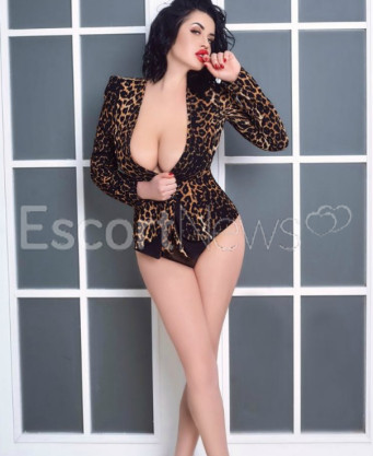 Photo escort girl Decima: the best escort service