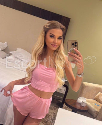 Photo escort girl Aliska: the best escort service