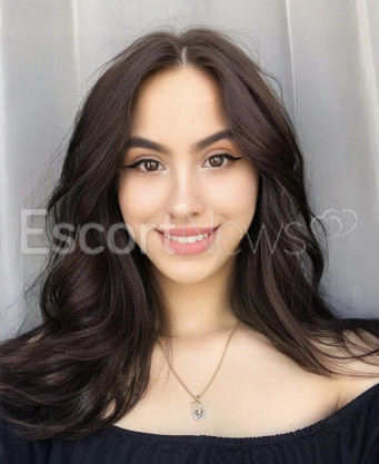 Photo escort girl LEYA: the best escort service