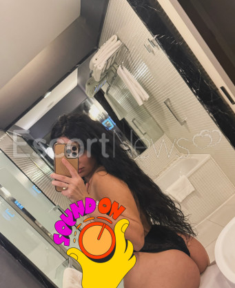 Photo escort girl Aleyna: the best escort service