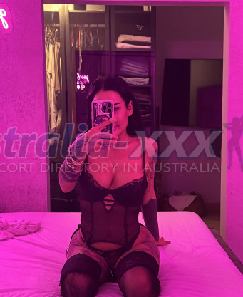 Photo escort girl Ezgi: the best escort service