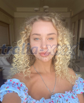 Photo escort girl ROXOLANA and ALINA : the best escort service