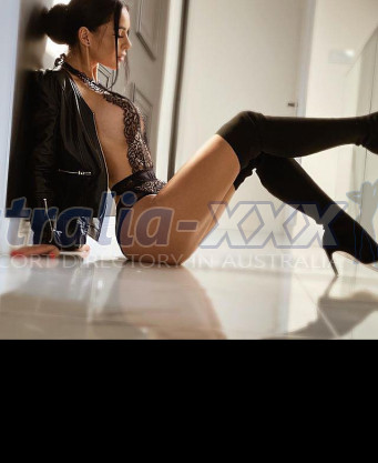 Photo escort girl Regina: the best escort service
