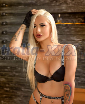 Photo escort girl Madeline: the best escort service