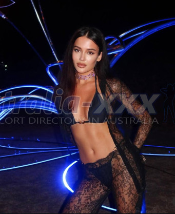 Photo escort girl Julia Party : the best escort service