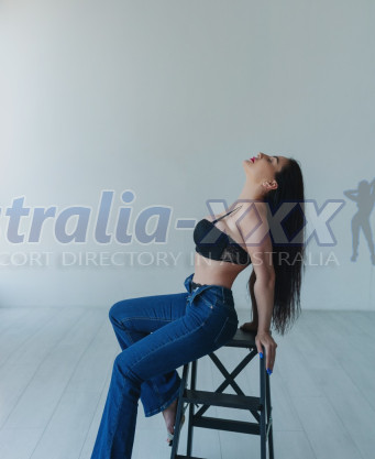 Photo escort girl Elliyya: the best escort service