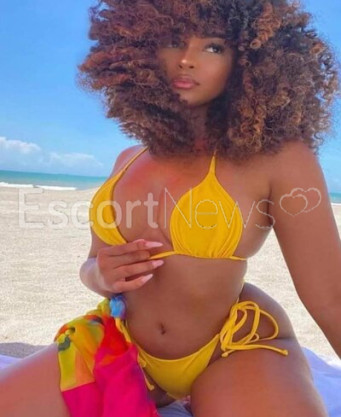 Photo escort girl Karabo: the best escort service