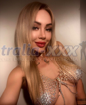 Photo escort girl SERENA O U T C A L L : the best escort service