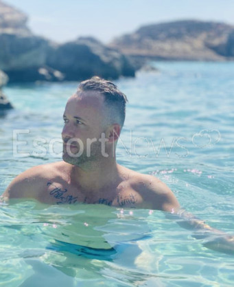 Photo escort girl Petter: the best escort service