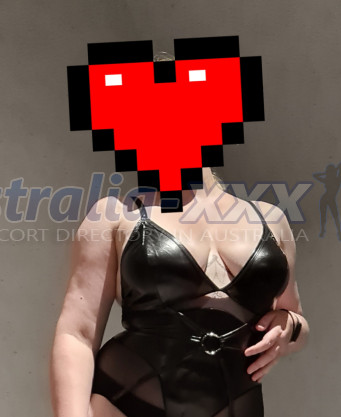 Photo escort girl Ilaya: the best escort service
