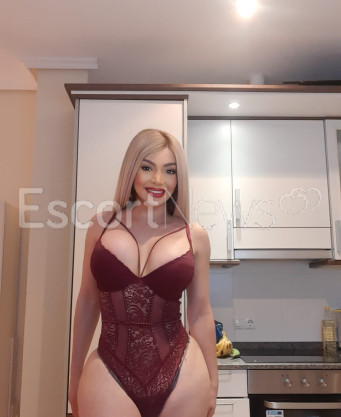 Photo escort girl Cinthia: the best escort service