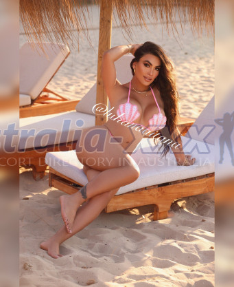Photo escort girl Tabata: the best escort service