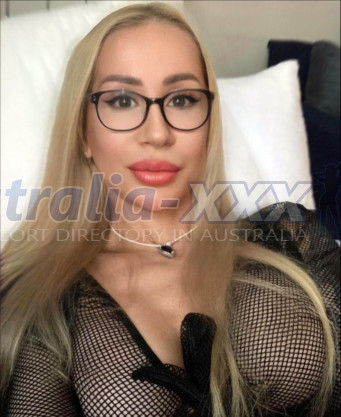 Photo escort girl Emilly: the best escort service