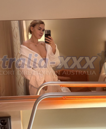 Photo escort girl Crystal: the best escort service