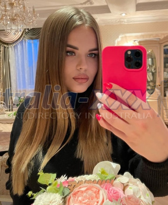 Photo escort girl Daniella: the best escort service