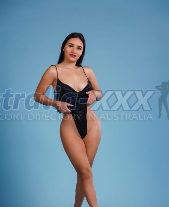 Photo escort girl Raquel: the best escort service