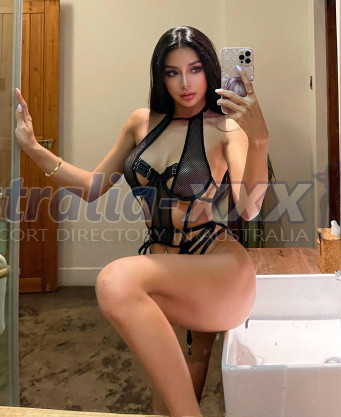 Photo escort girl Charis: the best escort service