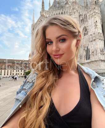 Photo escort girl Sofi Noir: the best escort service