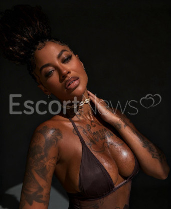 Photo escort girl ALINA VIP: the best escort service
