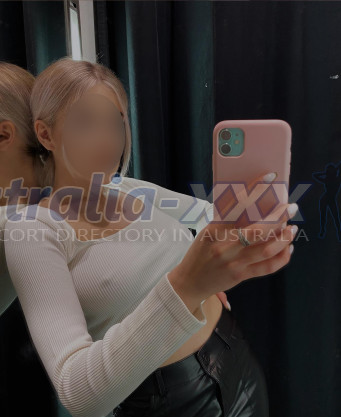 Photo escort girl Sasha: the best escort service