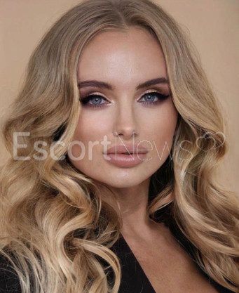 Photo escort girl Serena: the best escort service