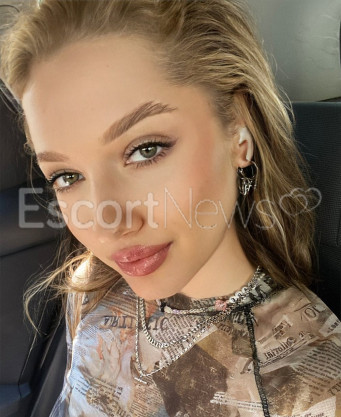 Photo escort girl Tracey: the best escort service