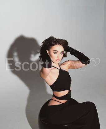 Photo escort girl Selena: the best escort service