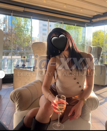 Photo escort girl MiraGFE: the best escort service