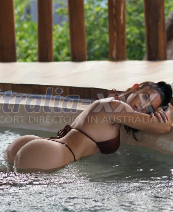 Photo escort girl Emmanuel : the best escort service