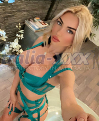 Photo escort girl Emma : the best escort service
