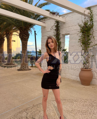 Photo escort girl NIKA : the best escort service