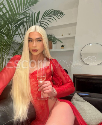 Photo escort girl Nicolle : the best escort service