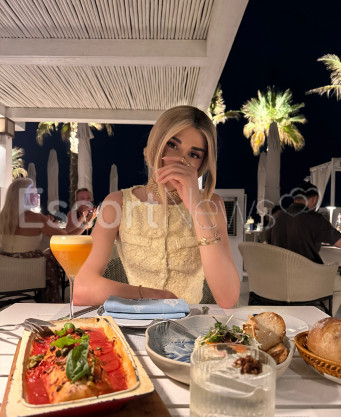 Photo escort girl Mila: the best escort service