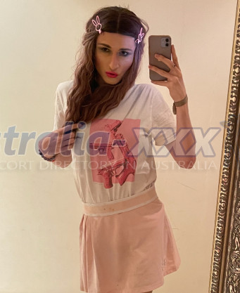 Photo escort girl Layla: the best escort service