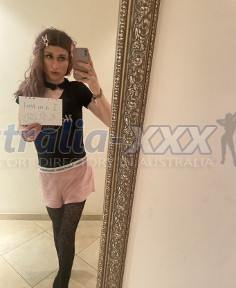 Photo escort girl Layla: the best escort service