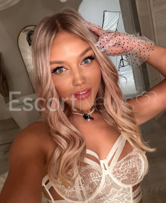 Photo escort girl Tina: the best escort service